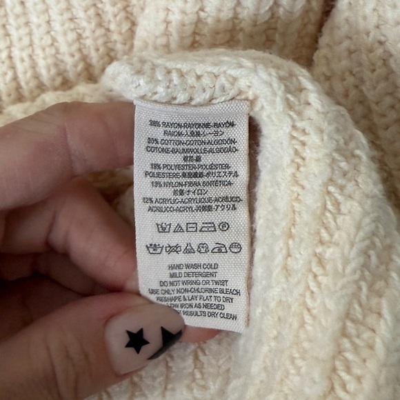 Free People Chunky Oversized Turtleneck Sweater - Picture 6 of 6